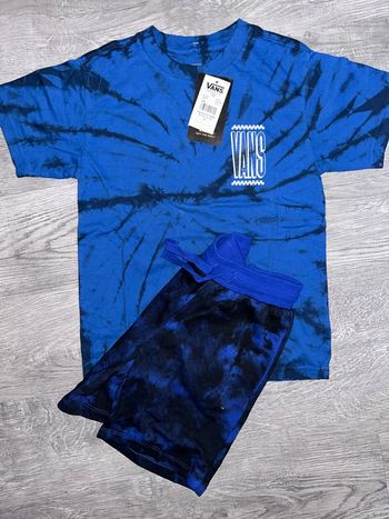 Ensemble t-shirt Vans + short H&M