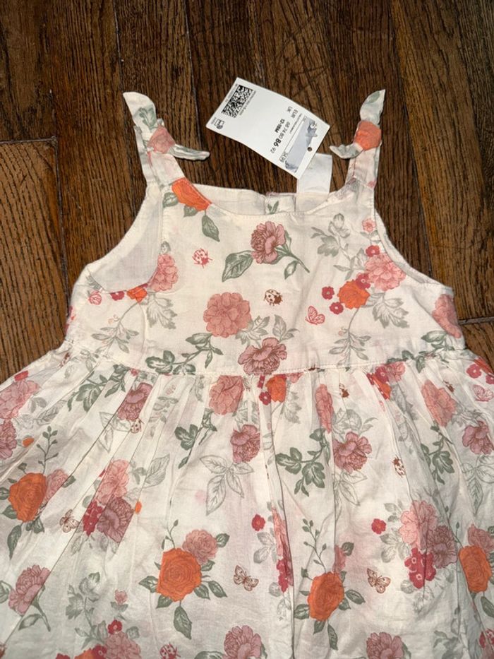 Robe H&M 18 mois - photo numéro 2