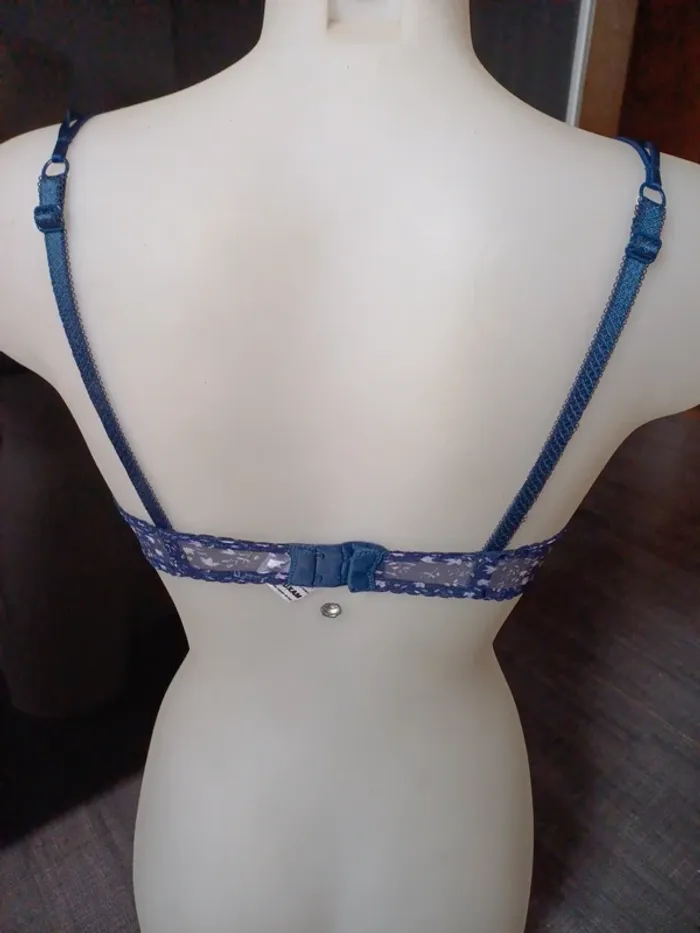 Soutien gorge pushup 90 B idée cadeau de noel - photo numéro 3