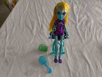 Poupée monster high lagoona blue 