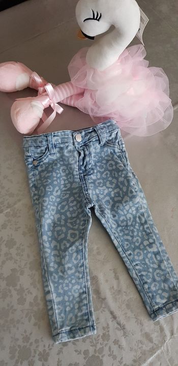 Jean's slim neuf motif léopard 74cm