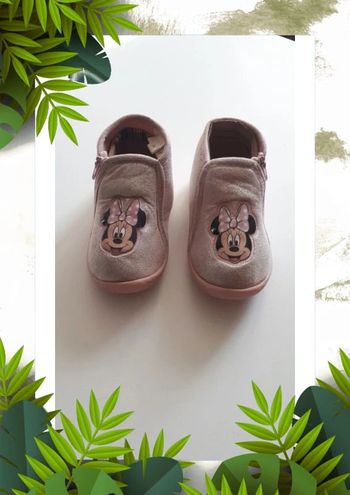 Chaussons minnie disney pointure 24