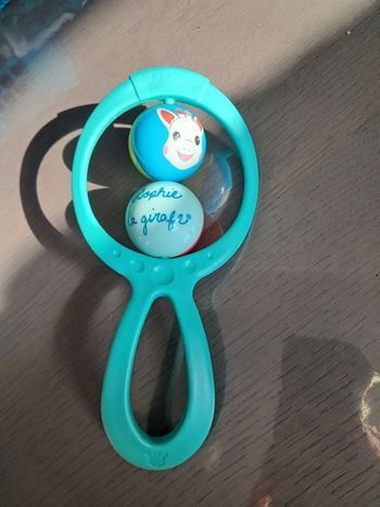 Sophie la girafe hochet