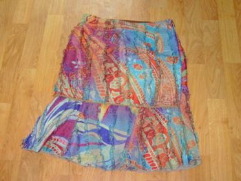 Jupe LO ! fluide multicolore froufrous taille 36 TBE