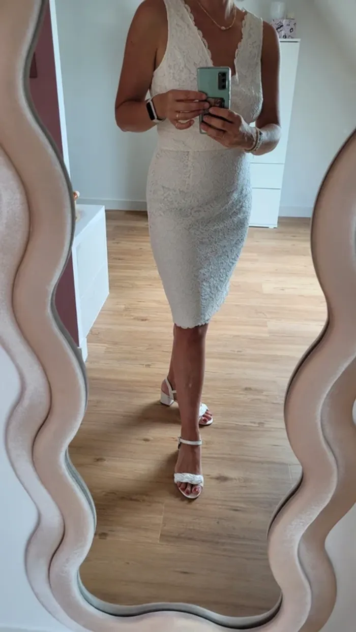 Robe esprit blanche crème en dentelle - photo numéro 2