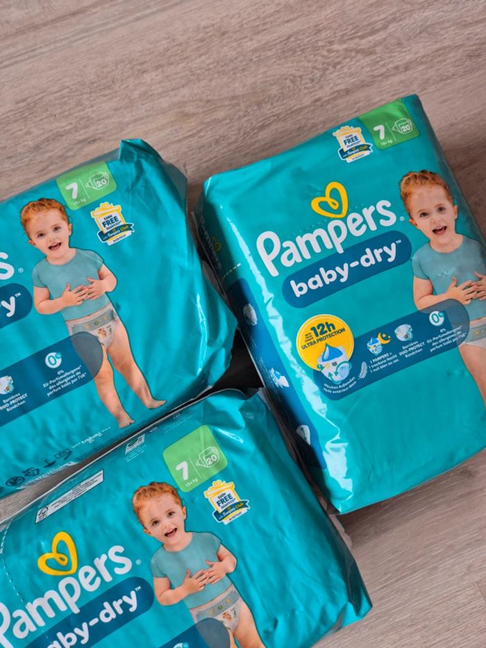 Pampers baby-dry taille 7 - photo numéro 3