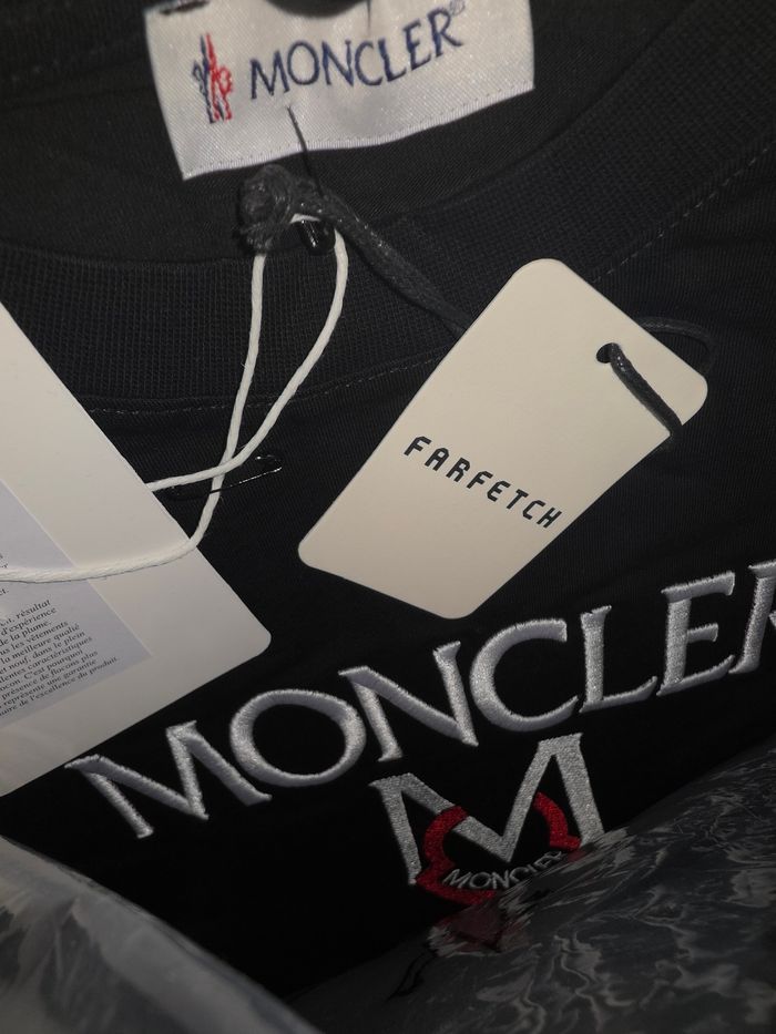 T-shirt manche courte "Moncler" (noir) - photo numéro 3