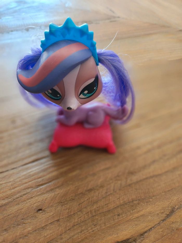 Littlest Pet Shop chienne figurine en très bon état
