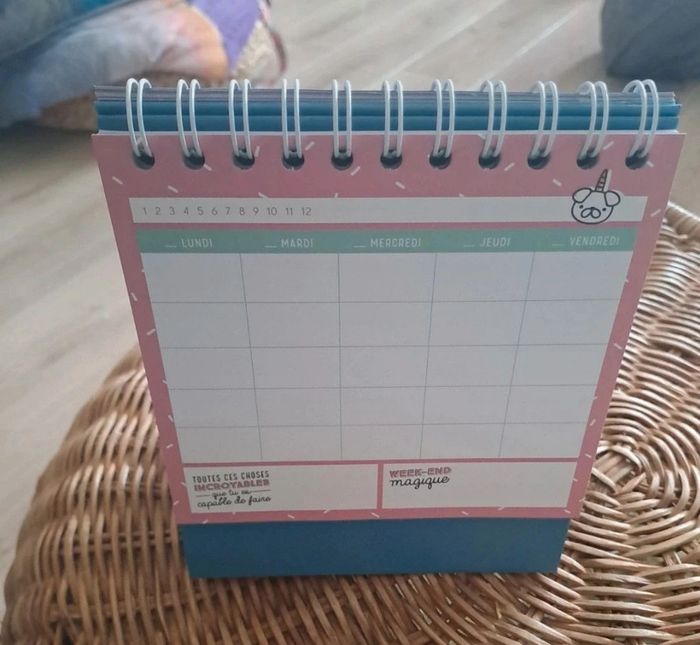 Agenda semainier de bureau - photo numéro 3