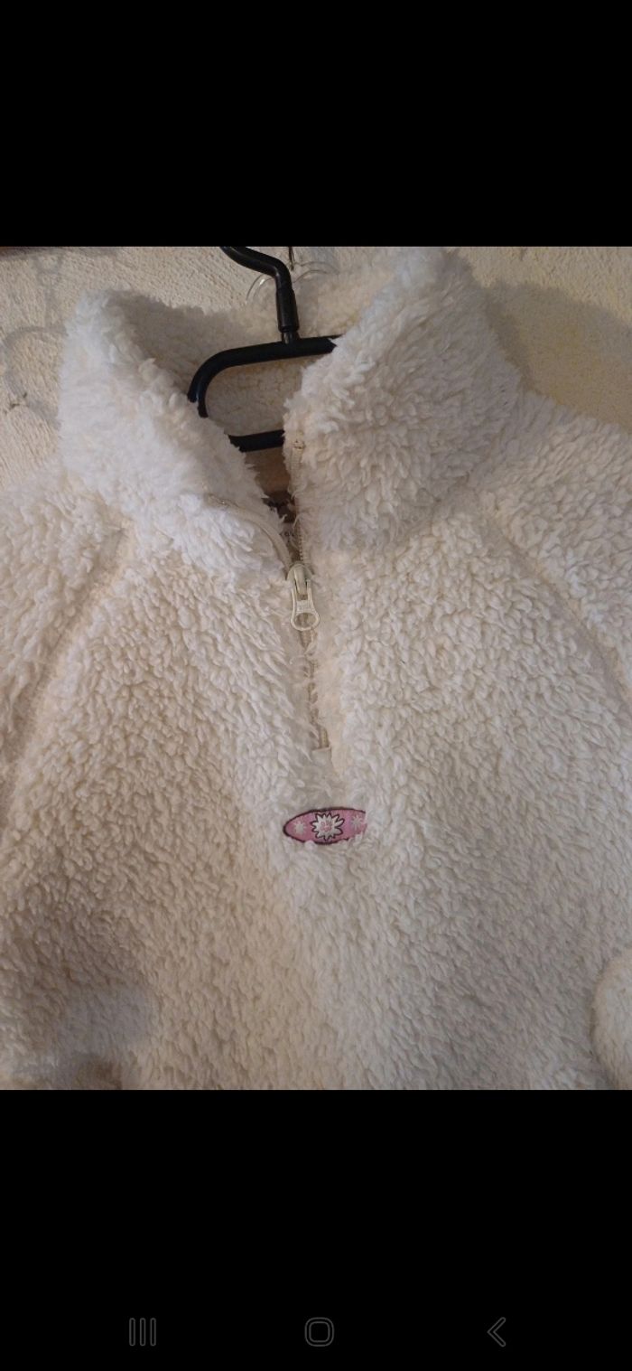 Polaire fille taille 6 ans - photo numéro 2