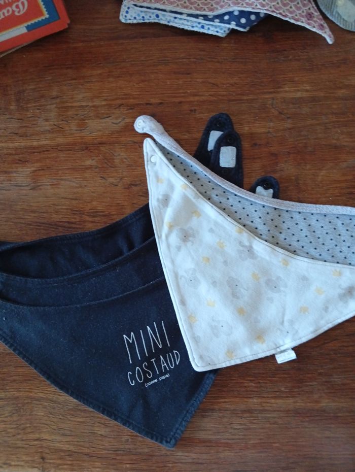 Lot de 5 Bavoir bandana anti bavouille