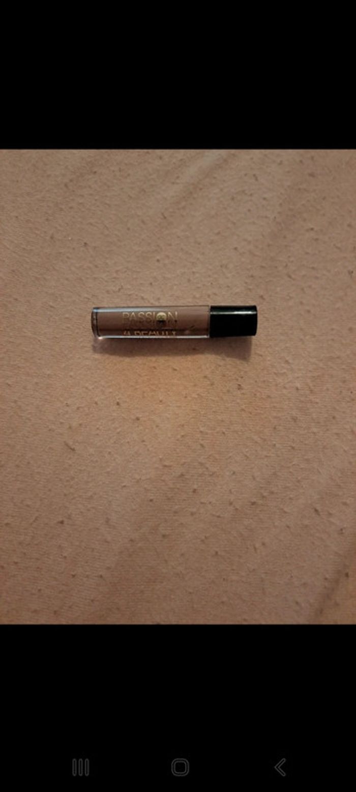 Lot de maquillage - photo numéro 3