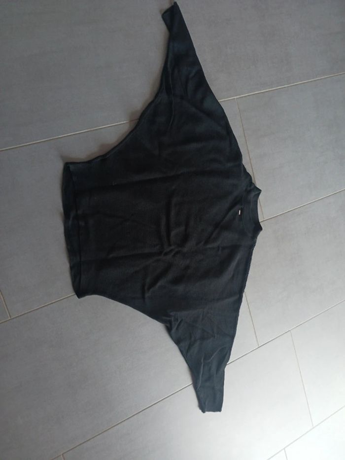 Pull noir - photo numéro 8