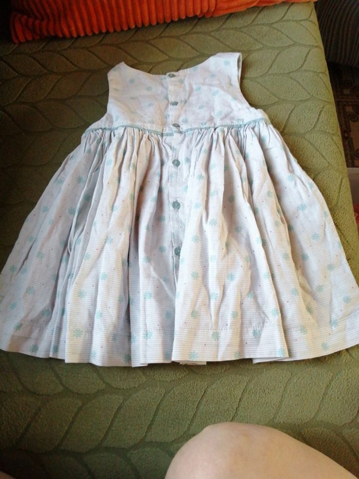 Robe bleue fleurie - photo numéro 4