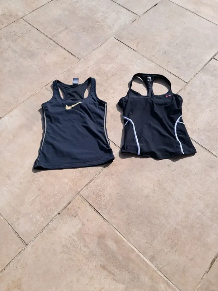 Lots de 2 débardeurs de sport Nike