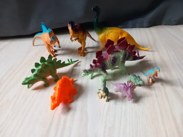 Lot de dinosaures (figurines) - photo numéro 2