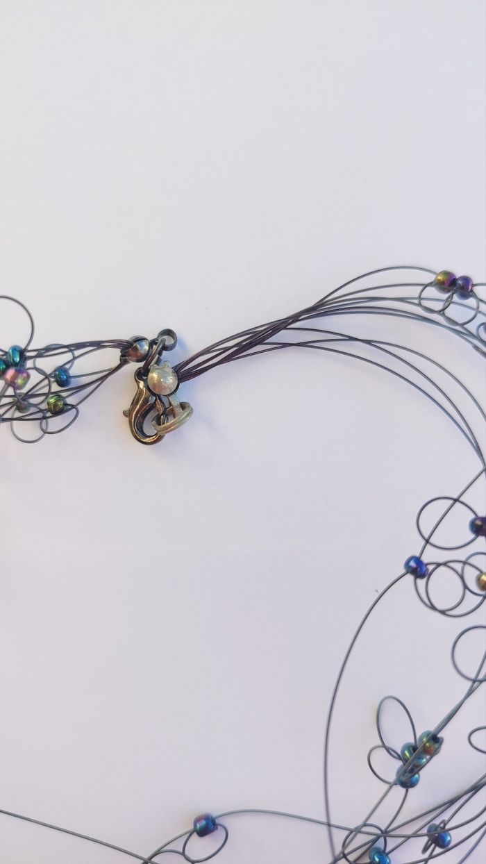 Collier fille fantaisie perles ras du coup