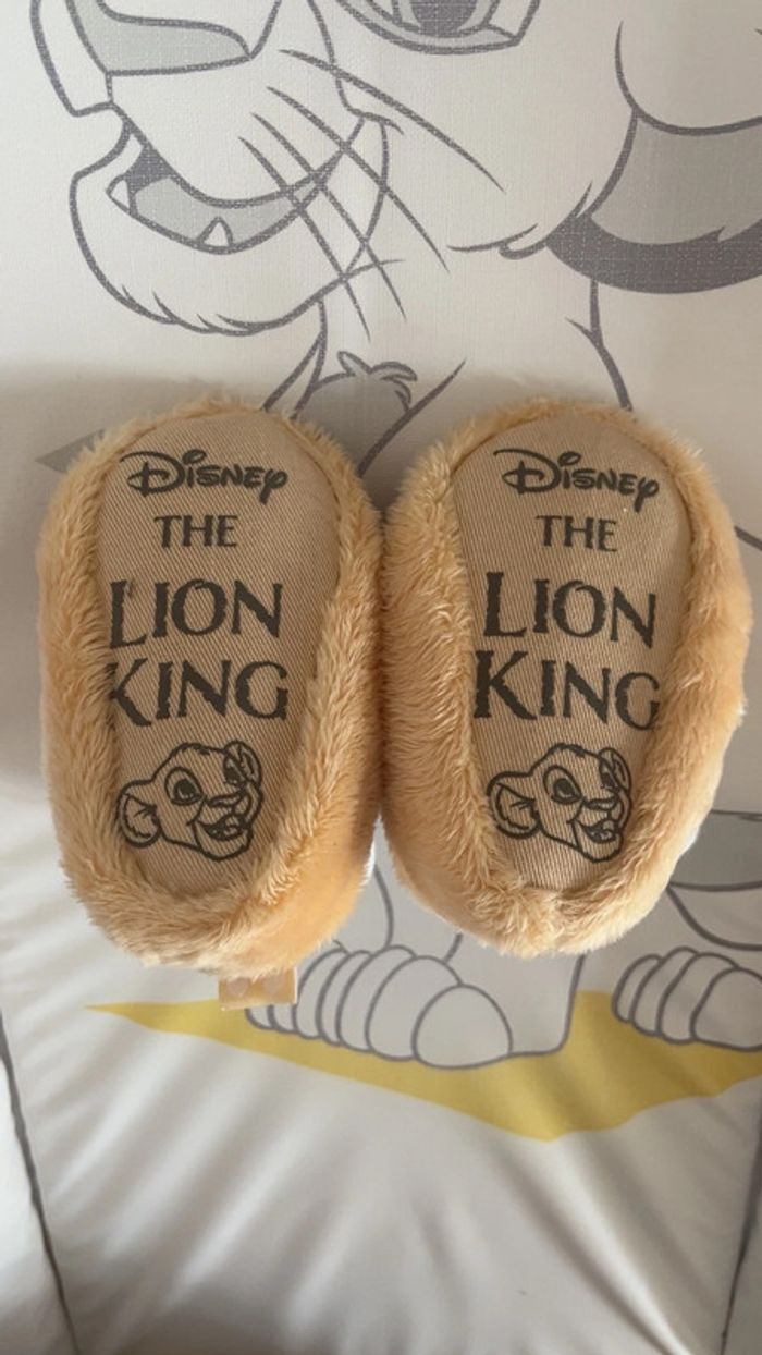 Chaussons bébé 0-3mois / 17cm simba roi lion Disney primark neuf - photo numéro 2