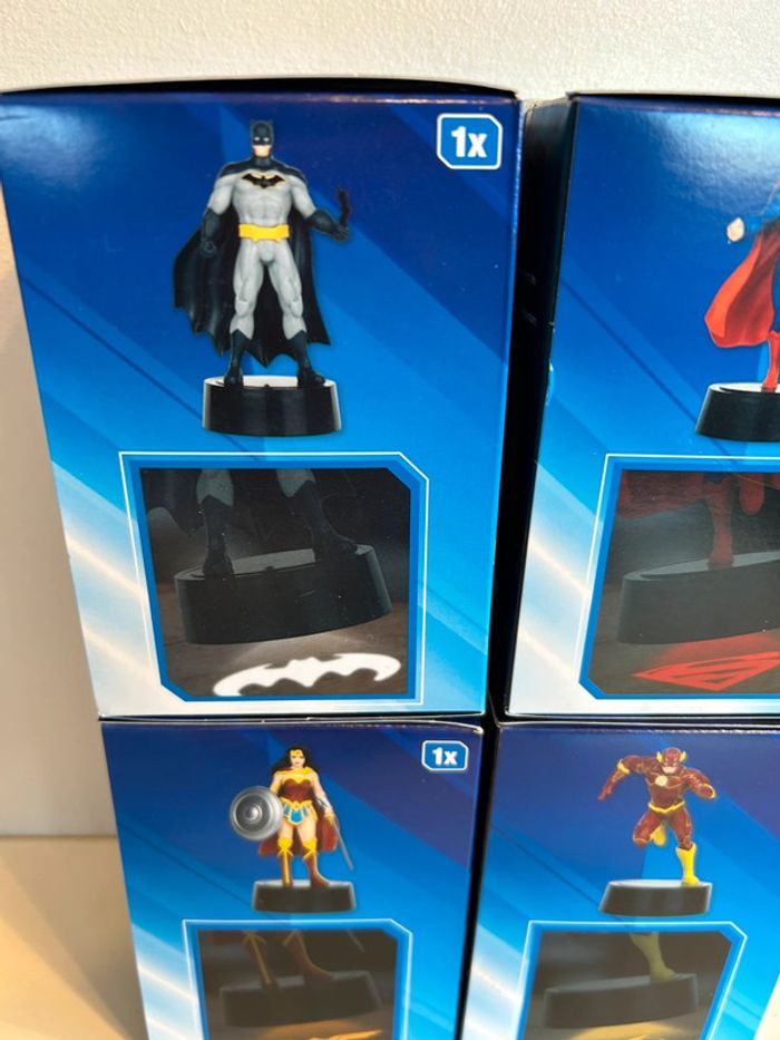 DC Justice League Pack 4 Figurines : Batman, flash, Wonder Woman & superman (neuf ) - photo numéro 13