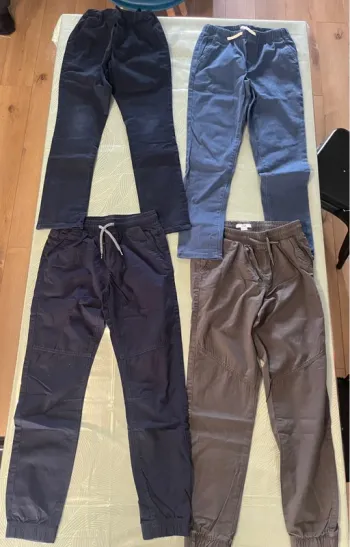 Lot pantalon garçon  12 ans