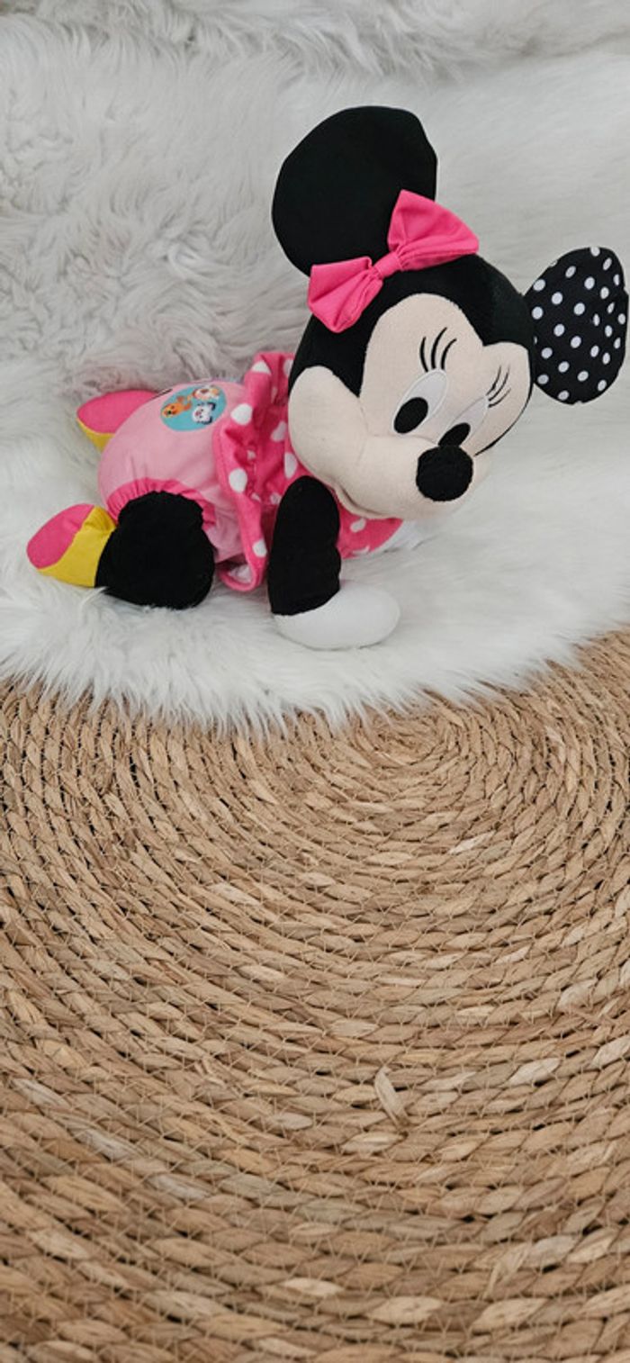 clementoni disney baby minnie fait du 4 Pattes 52335