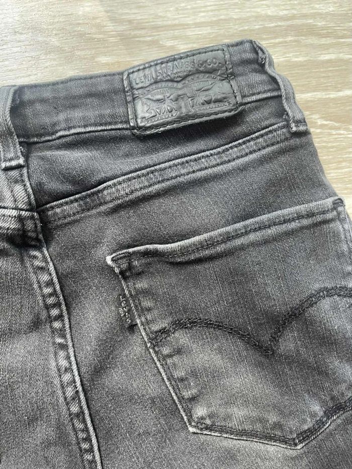 Jean 721 high rise skinny Levis 25 - photo numéro 4