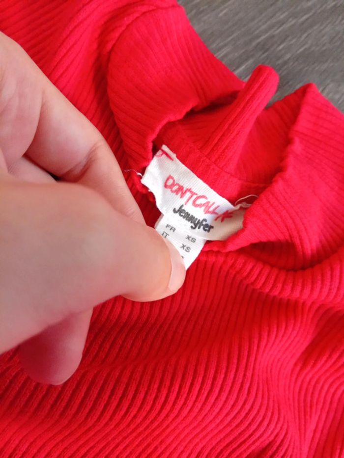 Body rouge - photo numéro 4