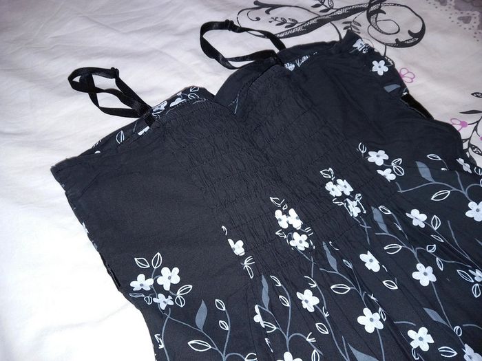 Robe femme - photo numéro 4