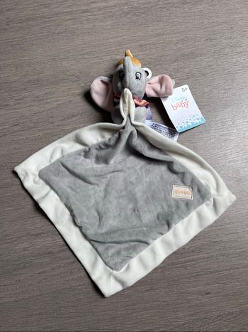 Doudou Dumbo gris neuf avec étiquette