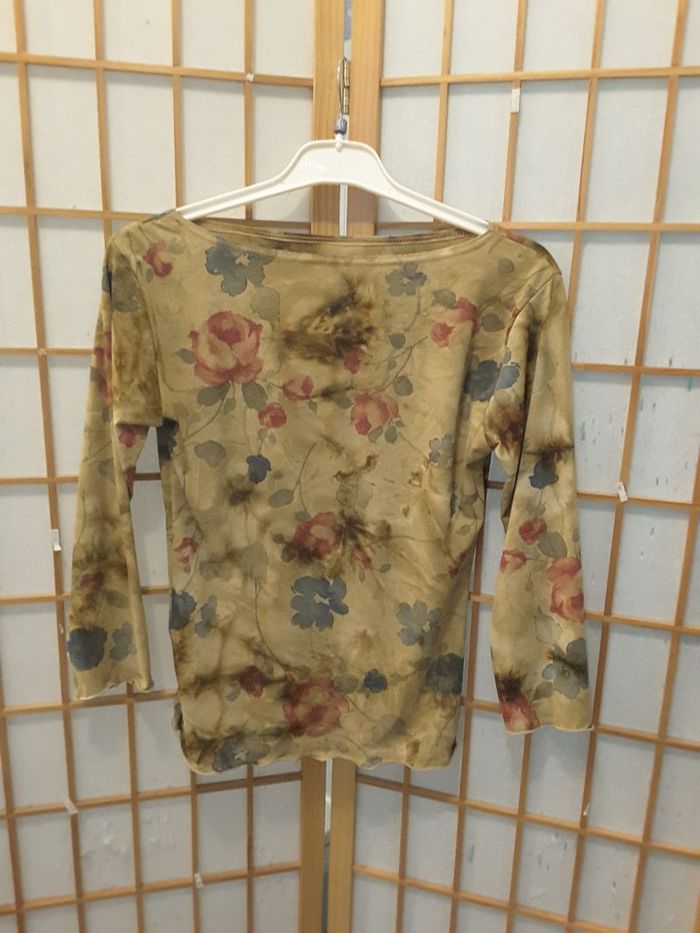Haut fleuri avec effet flamme L
