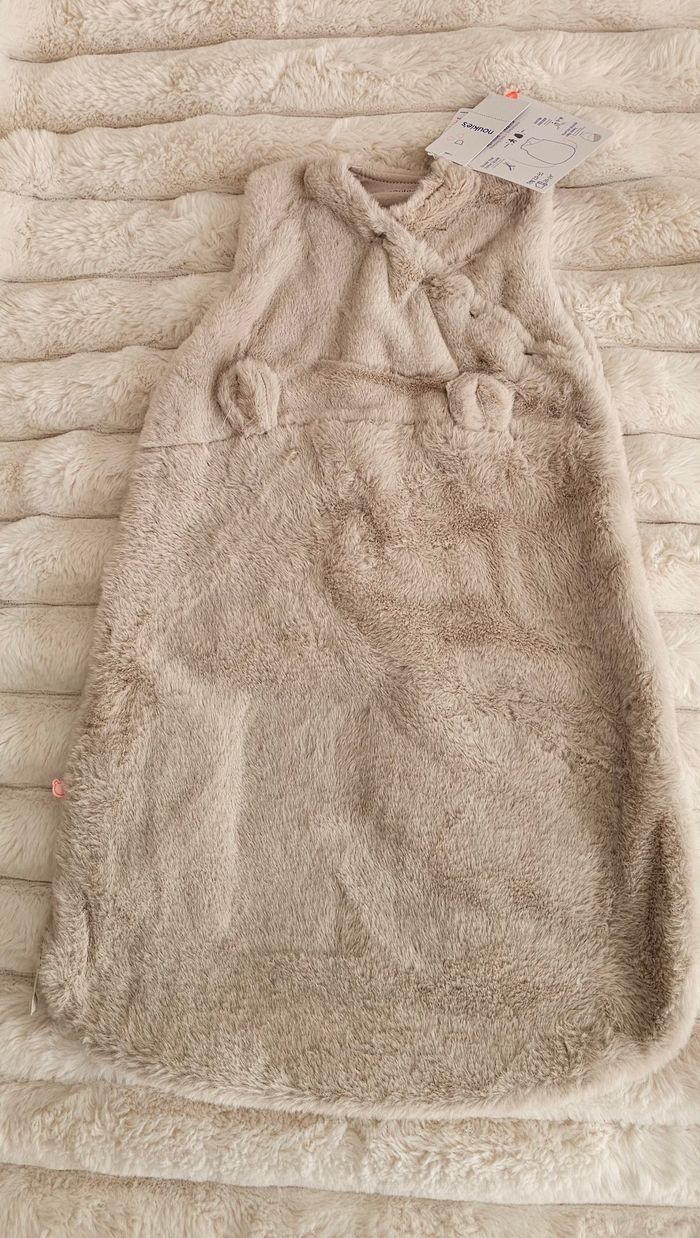 Magnifique Gigoteuse hiver en fausse fourrure Noukie's 6-24 mois Neuf