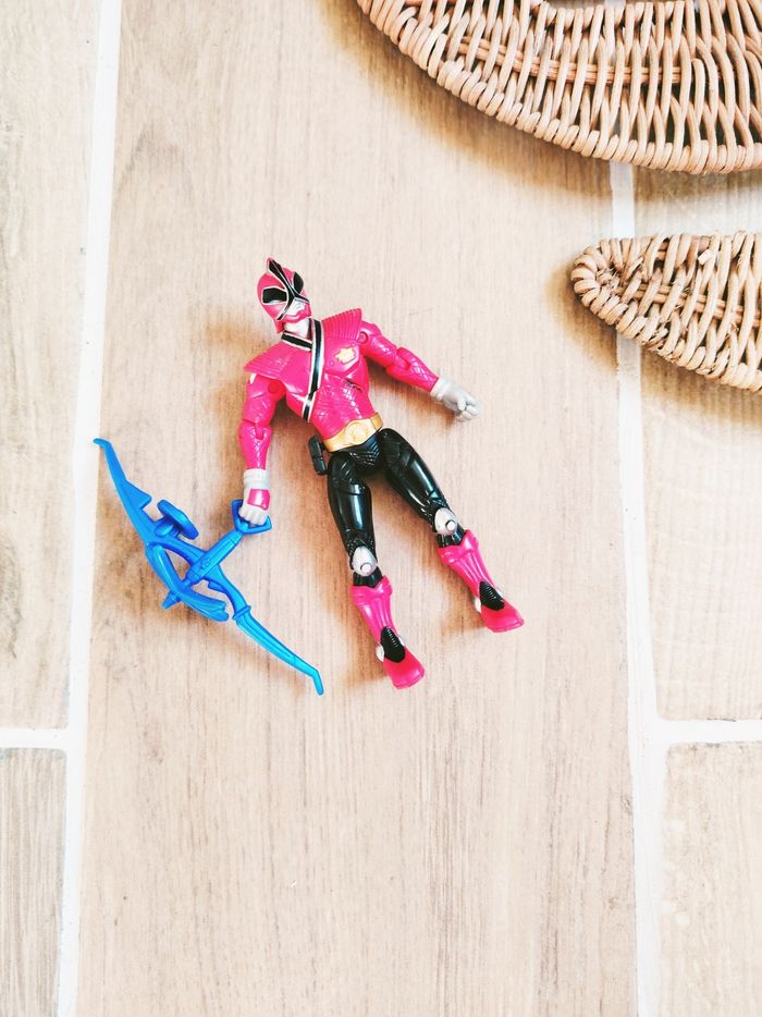 🙅 Power rangers Samurai figurine ranger rouge avec accessoire marque bandai