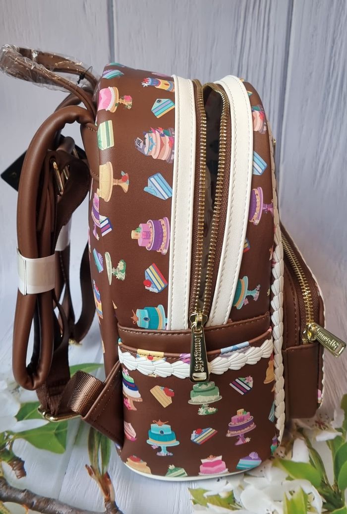 DISNEY - Princess Cakes - Sac à dos LoungeFly '23x28x10cm' - photo numéro 4