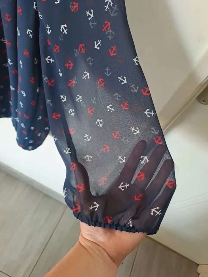 Blouse ancre marine Taille 44 - photo numéro 4