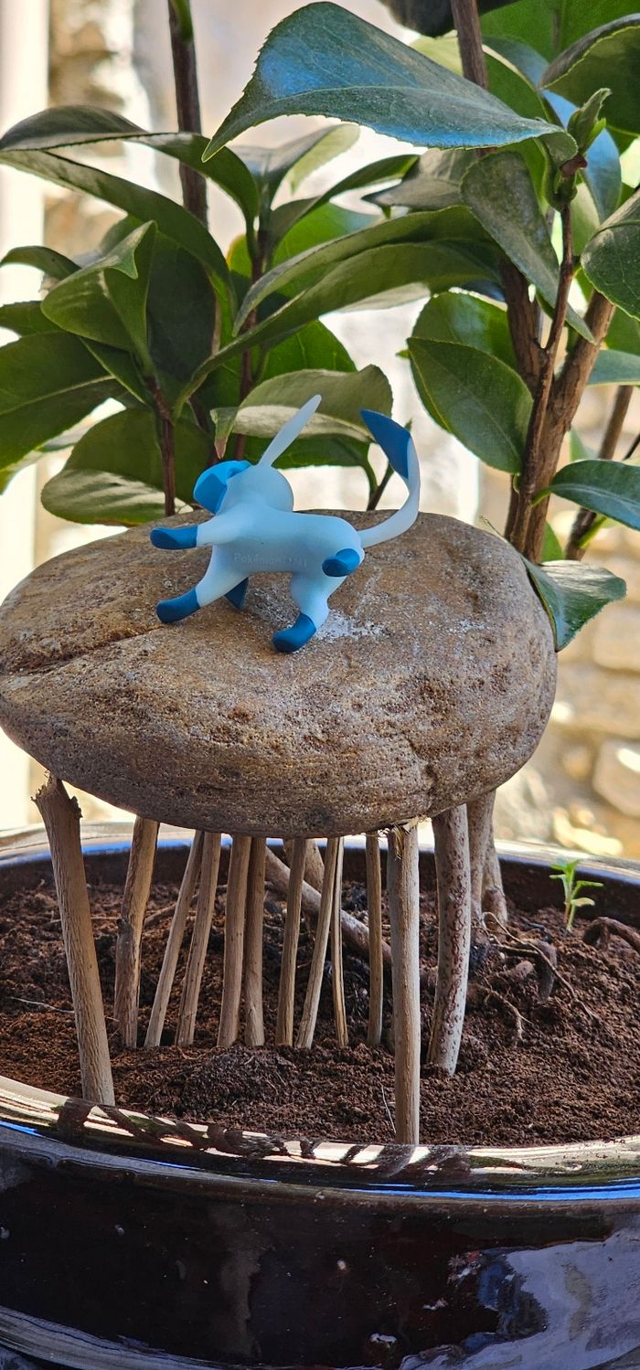 Super figurine Pokemon Nintendo scale world Givrali - photo numéro 4