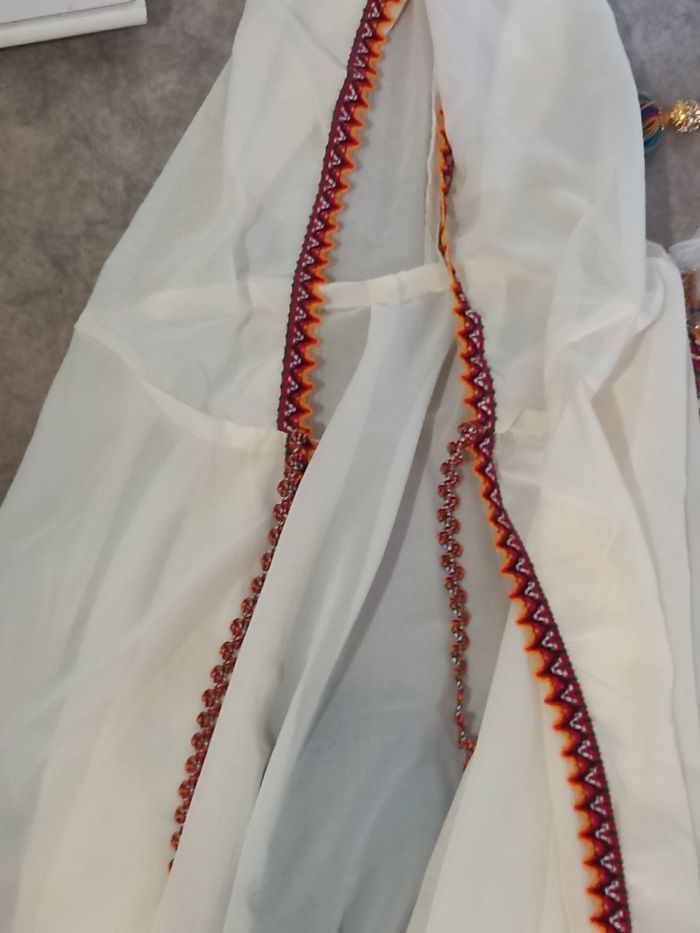 Robe kabyle de mariee ou soiree - photo numéro 4