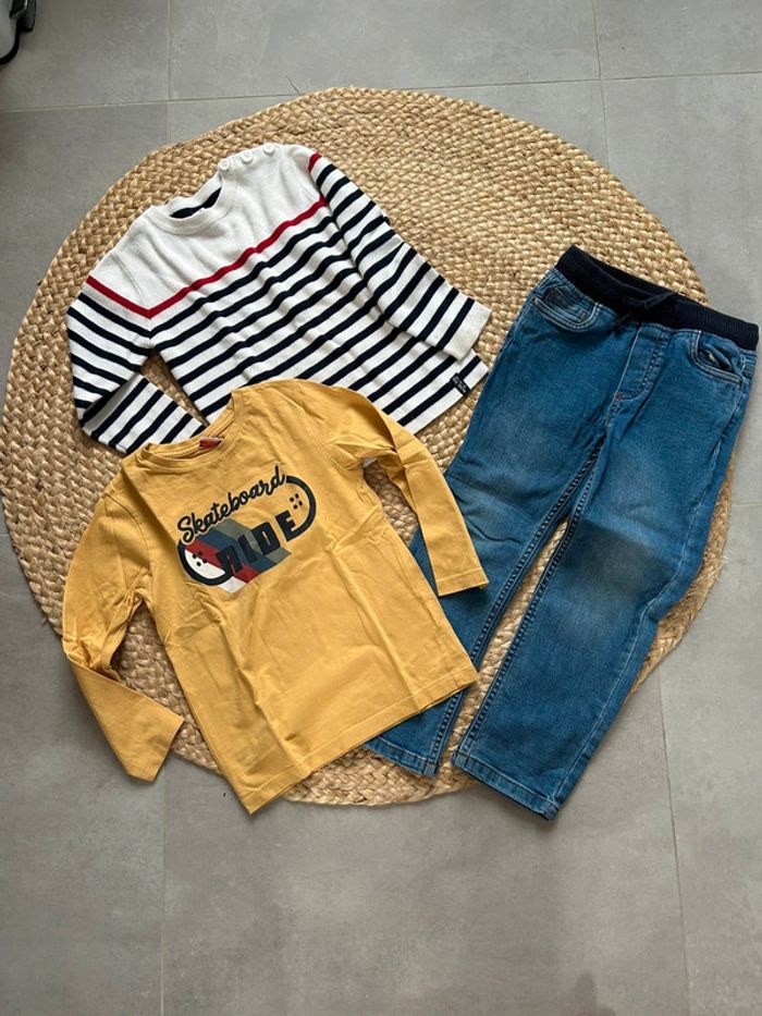 Lot pull, tee shirt et jean vertbaudet
