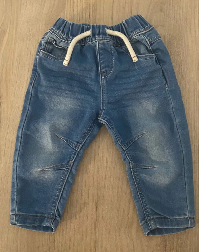 Jean bleu primark garçon 9 mois