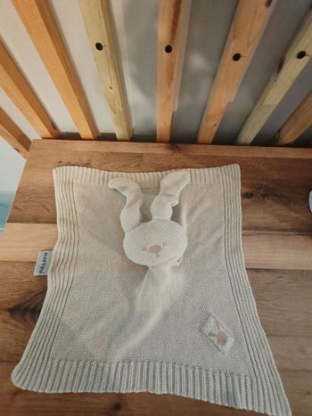 Lapin tricot maille beige nattou