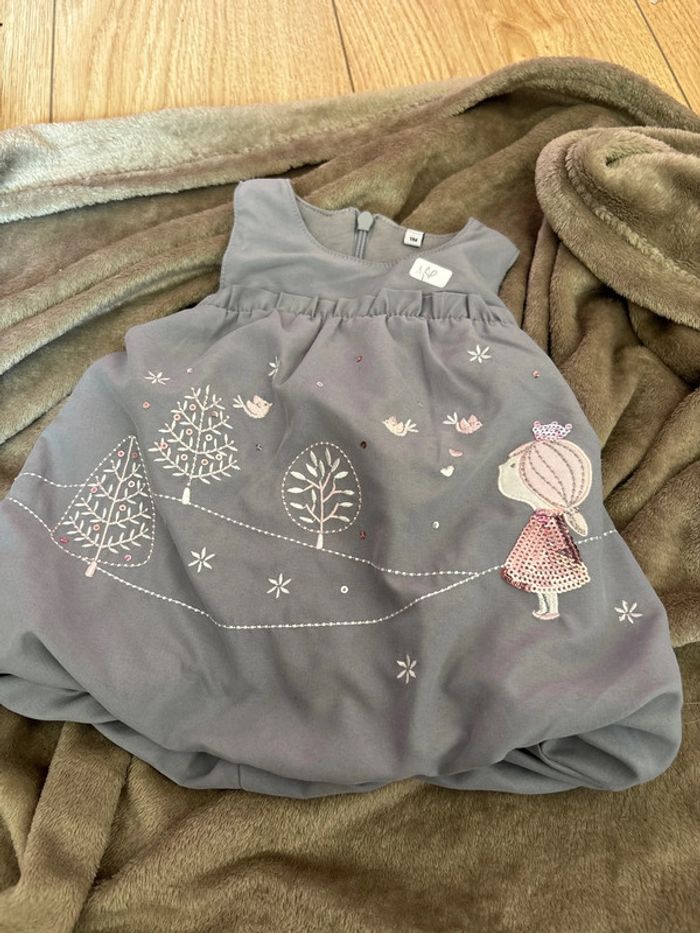 Rose gris