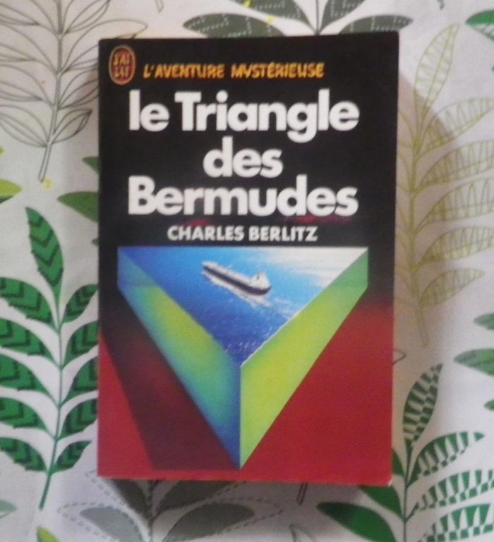 Le Triangle des Bermudes par Charles Berlitz Ed. J ai Lu L'Aventure Mystérieuse - photo numéro 1