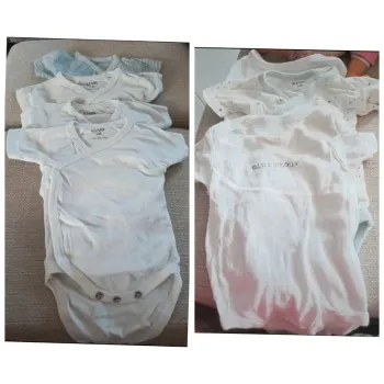 Lot bodies 1 mois
