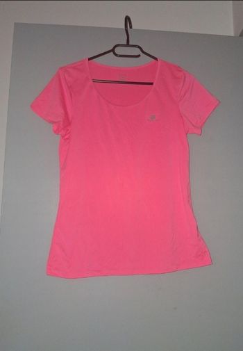 Tee shirt de sport rose taille 38