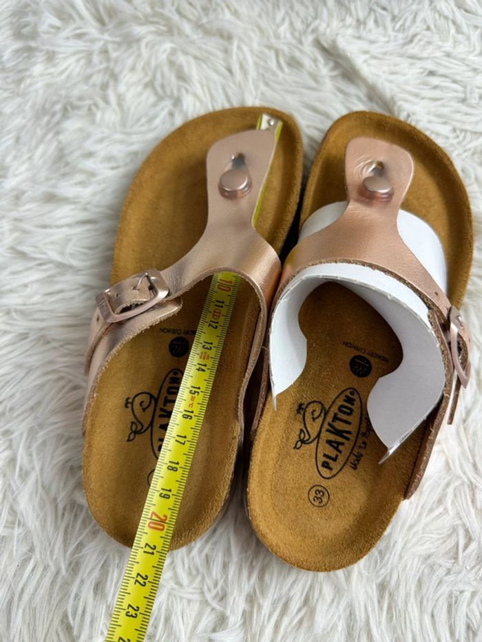 Paire de tong or rose Plakton taille 33 - photo numéro 5