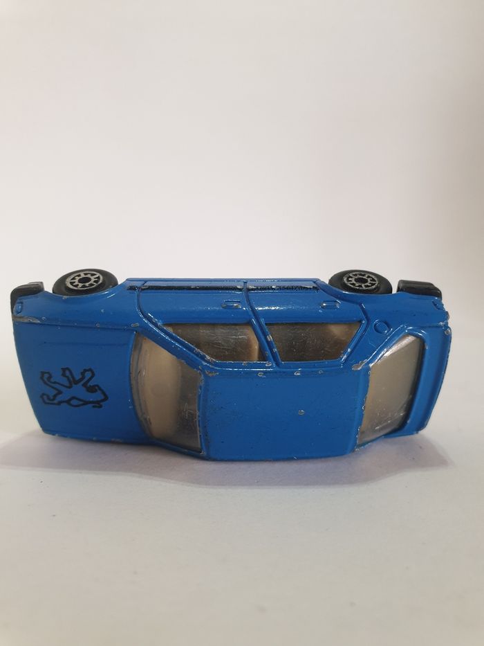 Mc Toy Peugeot 309 1/64 Made in China 🇨🇳 - photo numéro 9