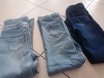 Lot jeans fille 