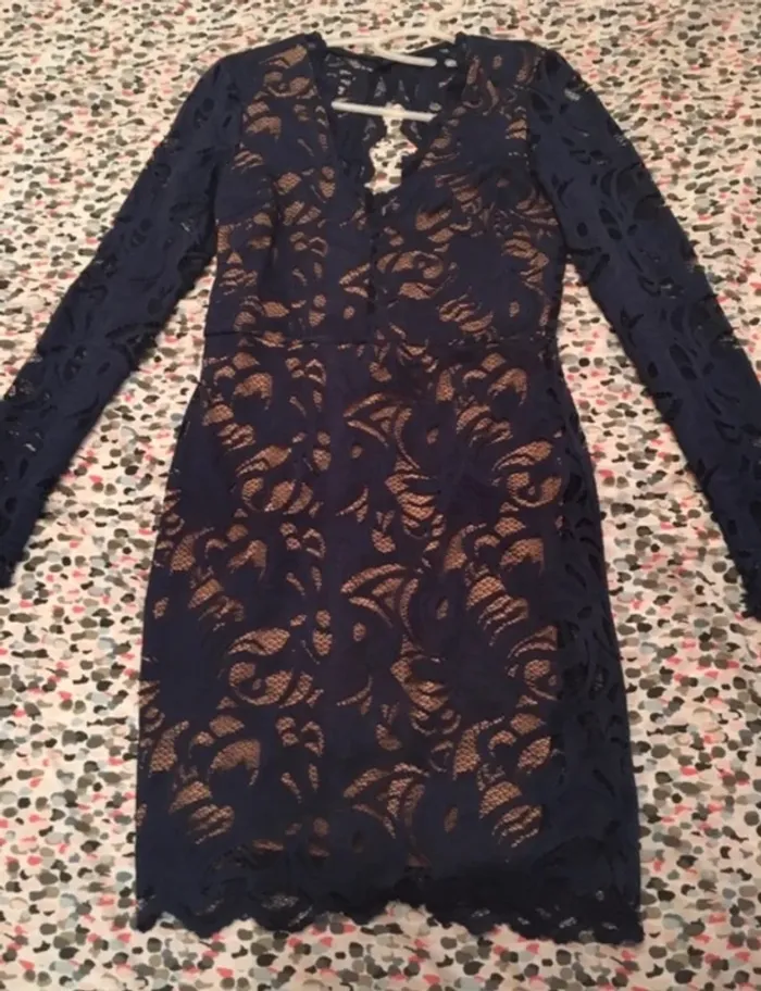 Robe dentelle bleue H&m neuve - photo numéro 3
