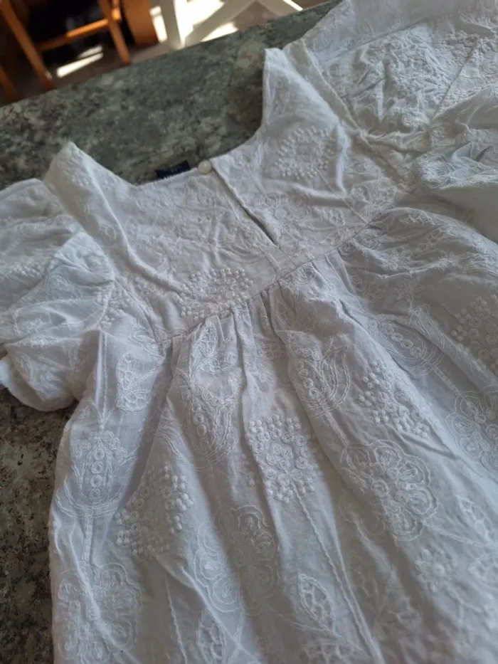 Blouse blanche brodee - photo numéro 4