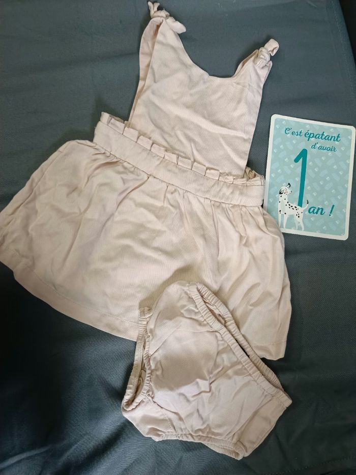 Robe salopette rose đź’• Taille 12 mois