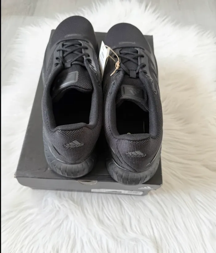 Adidas – Taille 49 1/3 – Noir / All black – Neuf avec étiquette - photo numéro 4